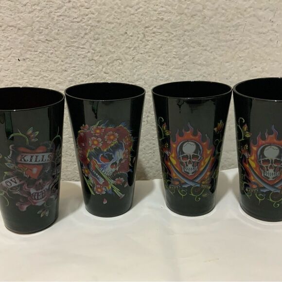 Ed Hardy Designs Black Drinking Glass Tumblers set of 4 - Picture 3 of 7
